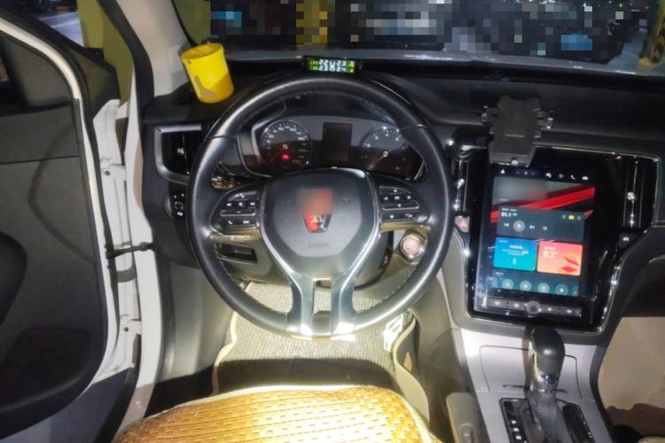 Used Roewe RX5 2016 20T Two-Wheel Drive Automatic Internet Smart Edition Steering Wheel