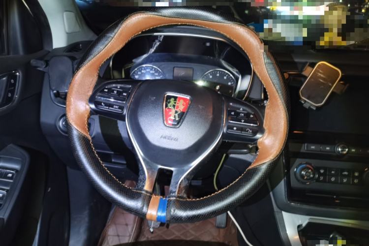 Used Roewe RX5 2016 20T Two-Wheel Drive Manual Flagship Edition Steering Wheel