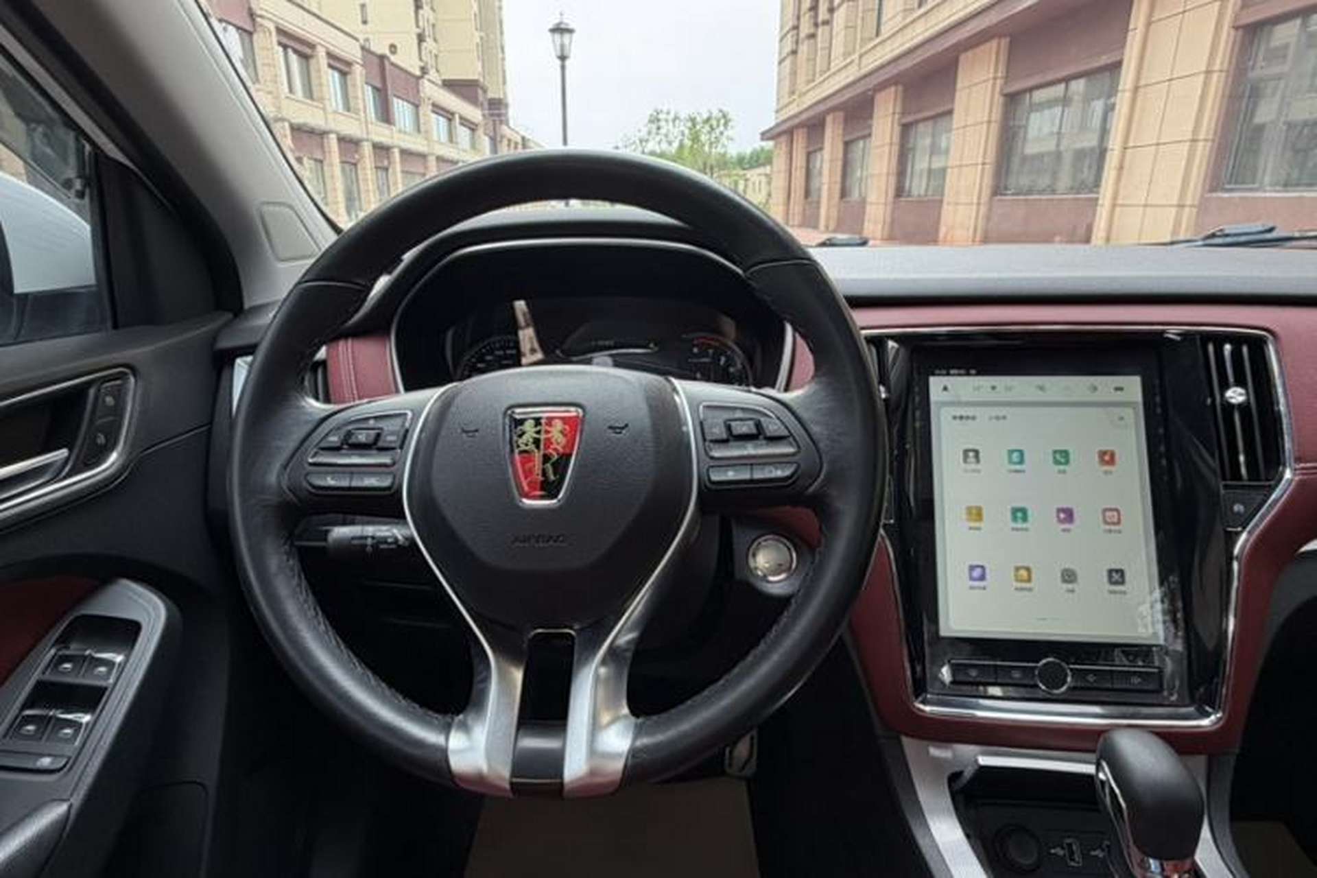 Used Roewe RX5 2016 30T Four-Wheel Drive Automatic Internet Smart Luxury Edition Steering Wheel