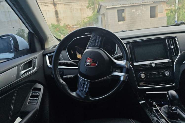Used Roewe RX5 2016 20T Two-Wheel Drive Automatic Flagship Edition Steering Wheel