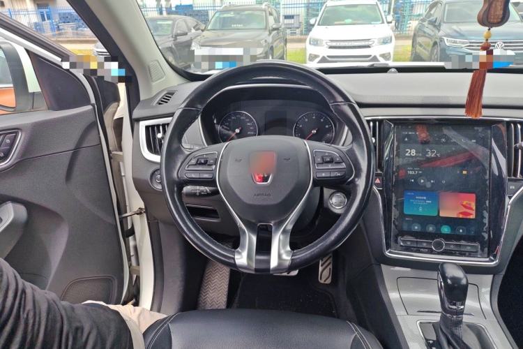 Used Roewe RX5 2016 20T Two-Wheel Drive Automatic Internet Smart Edition Steering Wheel