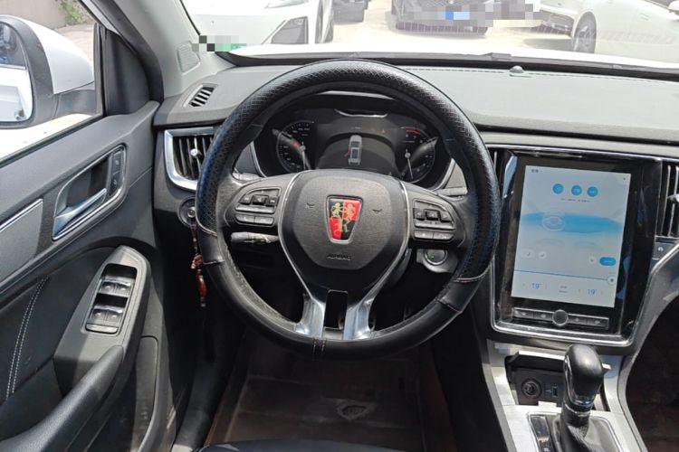 Used Roewe RX5 2016 30T Two-Wheel Drive Automatic Internet Smart Edition Steering Wheel
