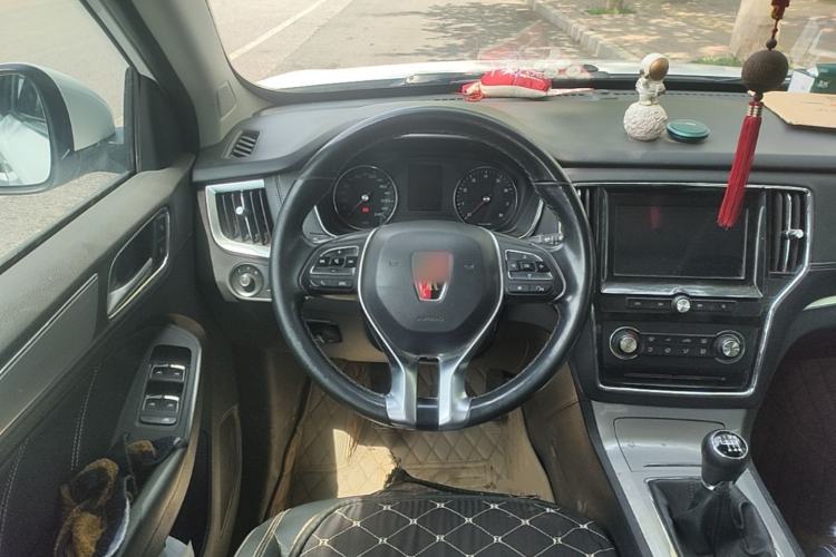 Used Roewe RX5 2016 20T Two-Wheel Drive Manual Flagship Edition Steering Wheel