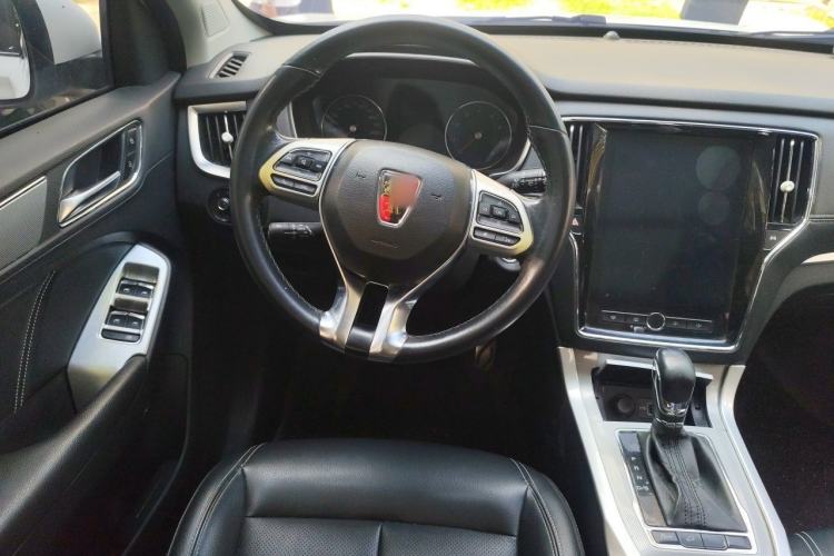 Used Roewe RX5 2016 20T Two-Wheel Drive Automatic Internet Smart Edition Steering Wheel