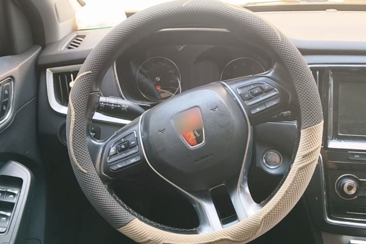 Used Roewe RX5 2016 20T Two-Wheel Drive Automatic Flagship Edition Steering Wheel