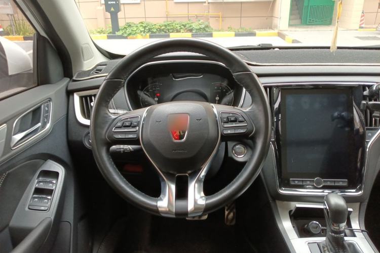 Used Roewe RX5 2016 30T Two-Wheel Drive Automatic Internet Smart Edition Steering Wheel