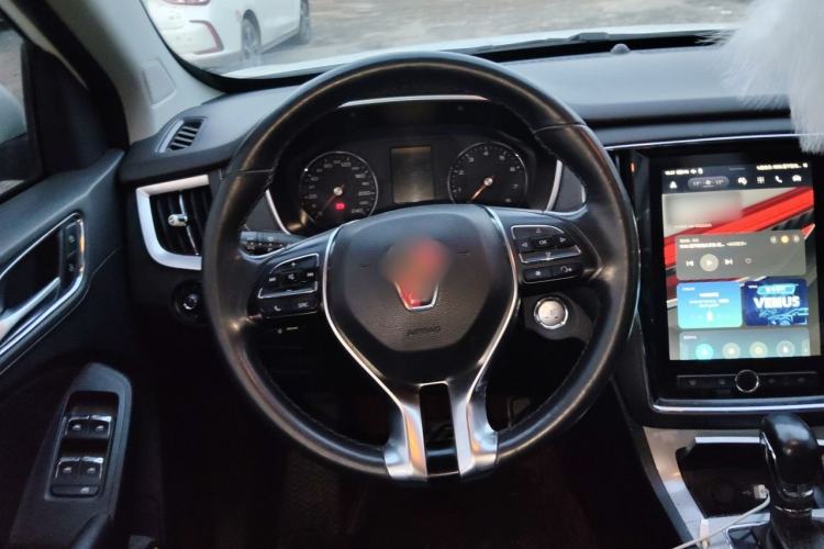 Used Roewe RX5 2016 20T Two-Wheel Drive Automatic Internet Smart Edition Steering Wheel