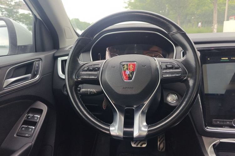 Used Roewe RX5 2016 20T Two-Wheel Drive Automatic Internet Smart Edition Steering Wheel