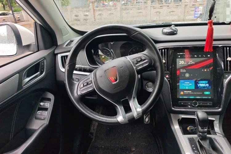 Used Roewe RX5 2016 20T Two-Wheel Drive Automatic Internet Smart Edition Steering Wheel