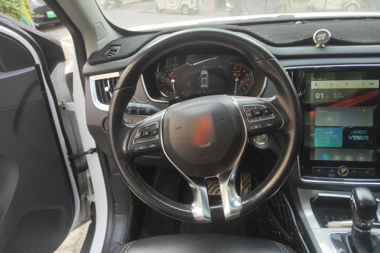 Used Roewe RX5 2016 30T Two-Wheel Drive Automatic Internet Smart Edition Steering Wheel