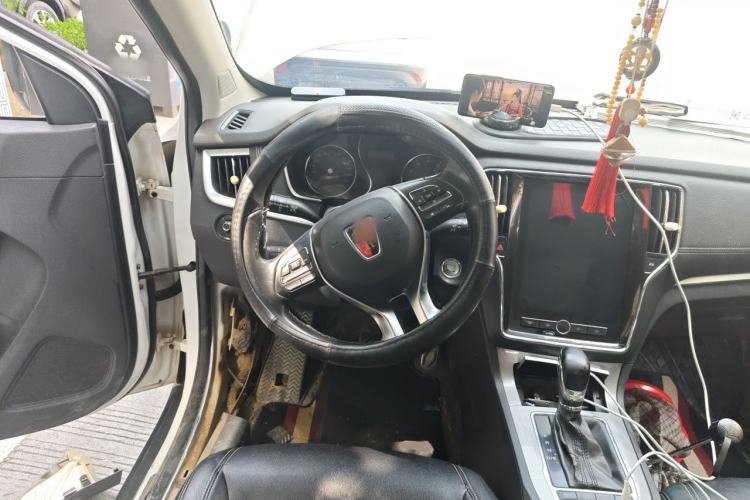 Used Roewe RX5 2016 20T Two-Wheel Drive Automatic Internet Smart Edition Steering Wheel