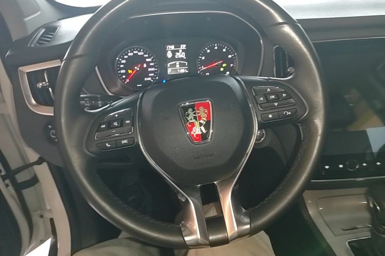 Used Roewe RX5 2016 20T Two-Wheel Drive Automatic Internet Smart Edition Steering Wheel