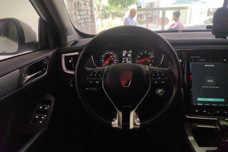 Used Roewe RX5 2016 20T Two-Wheel Drive Automatic Internet Smart Edition Steering Wheel