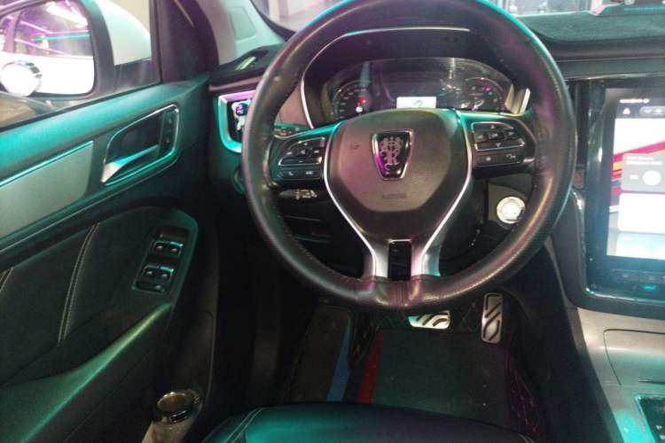 Used Roewe RX5 2016 30T Two-Wheel Drive Automatic Internet Smart Edition Steering Wheel