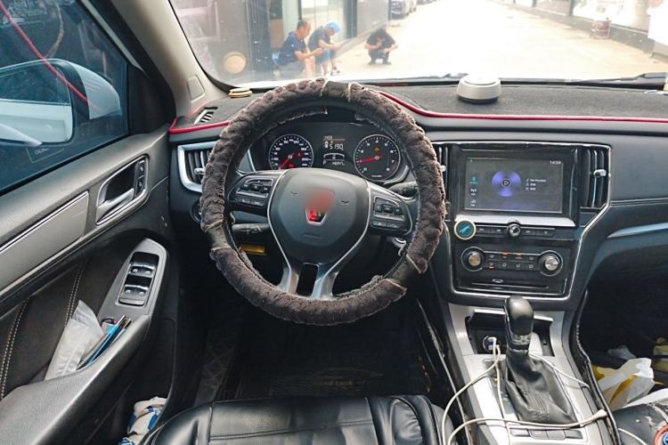 Used Roewe RX5 2016 20T Two-Wheel Drive Automatic Flagship Edition Steering Wheel