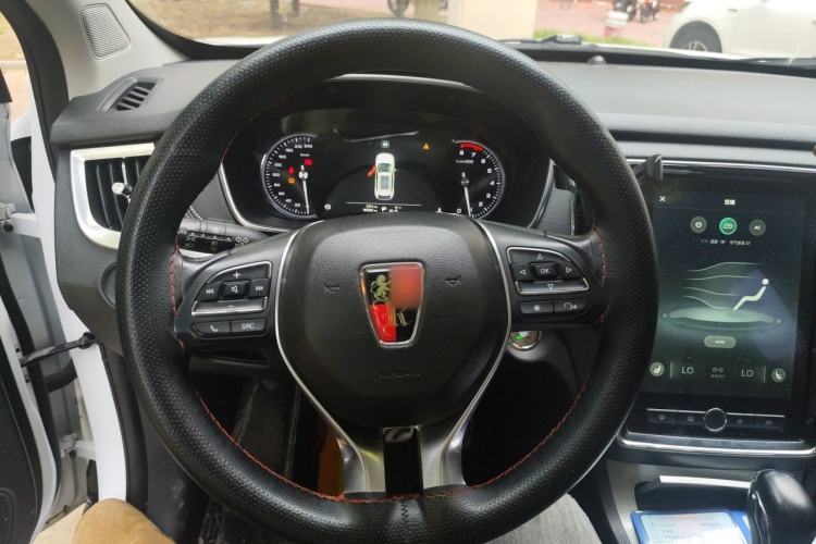 Used Roewe RX5 2016 30T Two-Wheel Drive Automatic Internet Smart Edition Steering Wheel