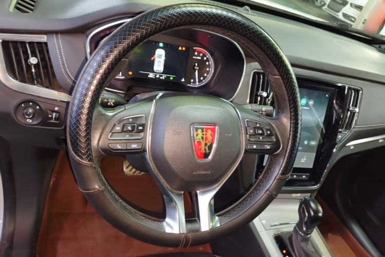 Used Roewe RX5 2016 30T Two-Wheel Drive Automatic Internet Smart Edition Steering Wheel