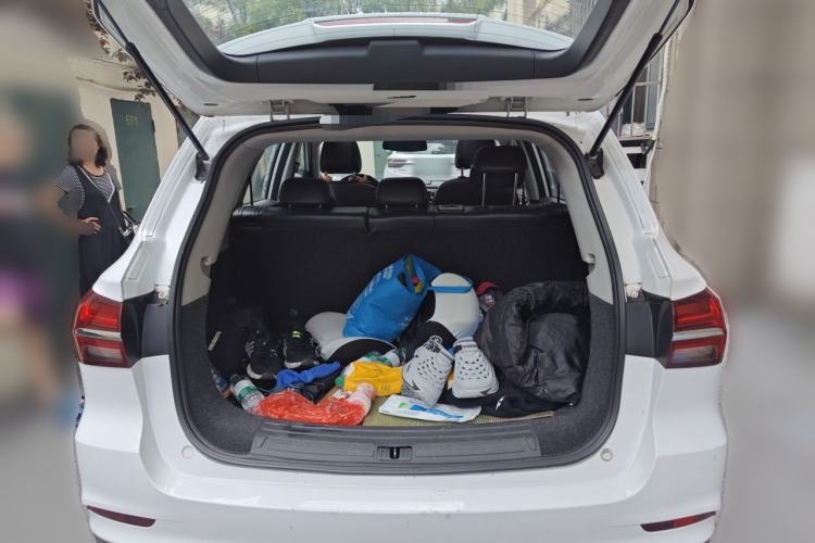 Used Roewe RX5 2016 20T Two-Wheel Drive Automatic Internet Smart Edition Trunk