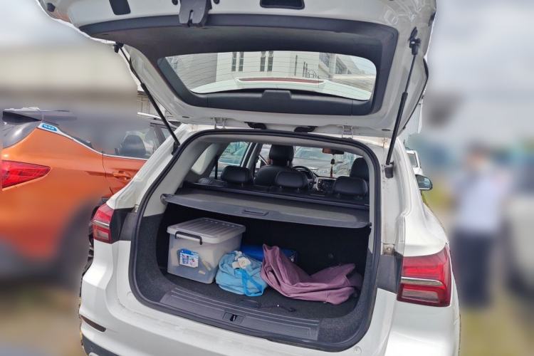 Used Roewe RX5 2016 20T Two-Wheel Drive Automatic Internet Smart Edition Trunk