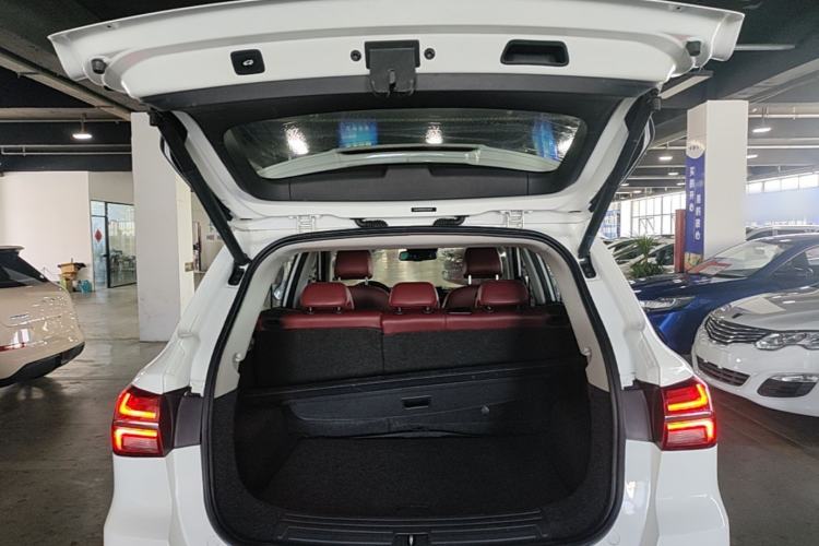 Used Roewe RX5 2016 30T Four-Wheel Drive Automatic Internet Smart Luxury Edition Trunk