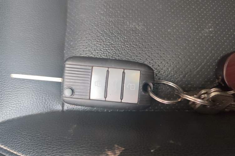 Used Roewe RX5 2016 20T Two-Wheel Drive Manual Flagship Edition Vehicle Key