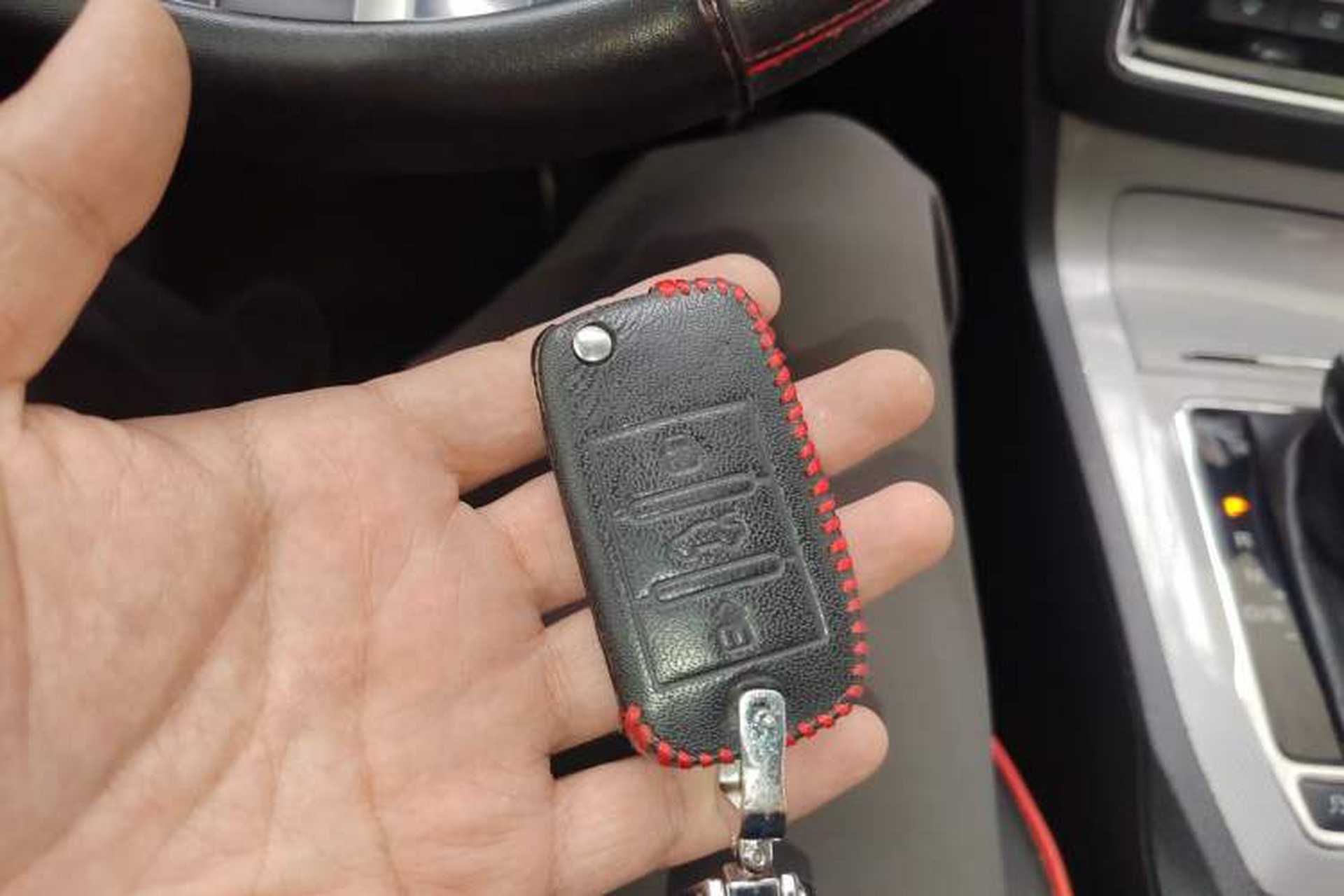 Used Roewe RX5 2016 20T Two-Wheel Drive Automatic Internet Smart Edition Vehicle Key