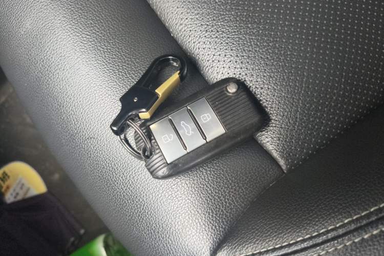 Used Roewe RX5 2016 20T Two-Wheel Drive Automatic Flagship Edition Vehicle Key