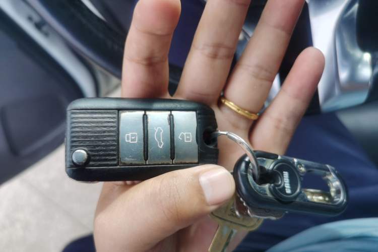 Used Roewe RX5 2016 20T Two-Wheel Drive Manual Flagship Edition Vehicle Key