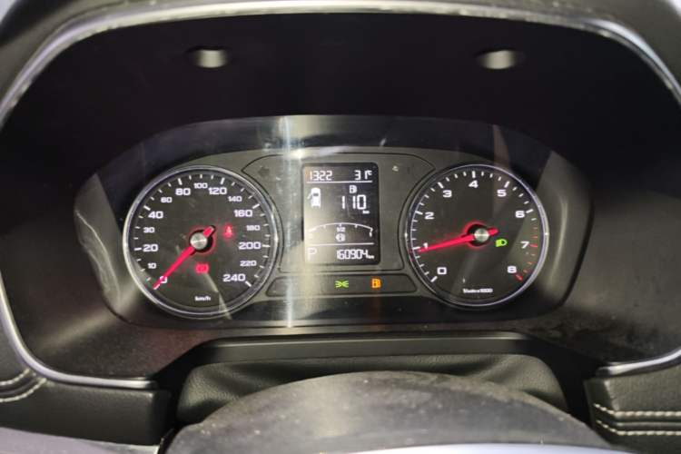 Used Roewe RX5 2016 20T Two-Wheel Drive Automatic Internet Smart Edition Instrument Cluster