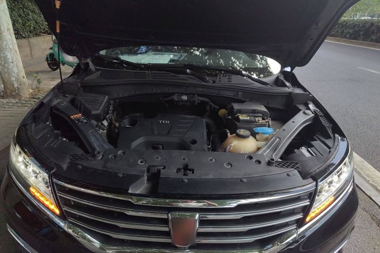 Used Roewe RX5 2017 20T Two-Wheel Drive Automatic Internet Elite Edition Engine Bay