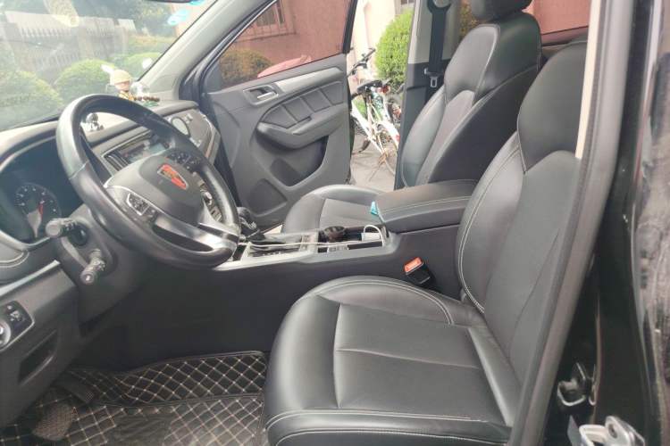 Used Roewe RX5 2017 20T Two-Wheel Drive Automatic Internet Elite Edition Left Front Seat