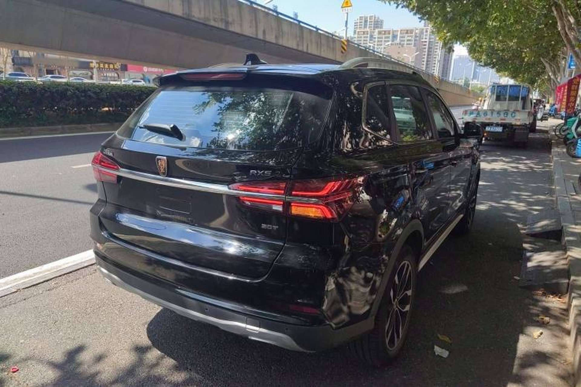 Used Roewe RX5 2017 20T Two-Wheel Drive Automatic Internet Elite Edition Rear Right 45 Deg