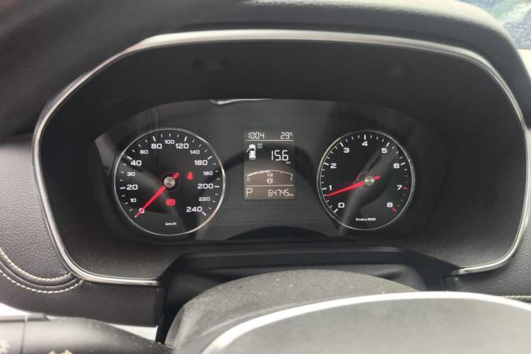 Used Roewe RX5 2017 20T Two-Wheel Drive Automatic Internet Elite Edition Instrument Cluster