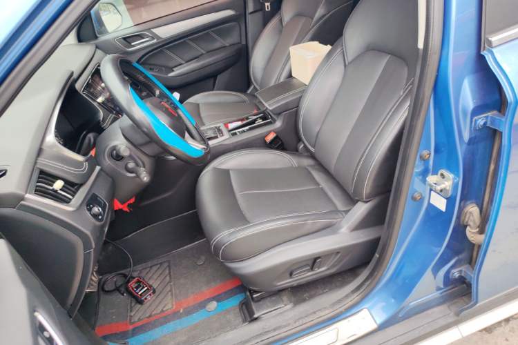 Used Roewe RX5 2017 20T Two-Wheel Drive Automatic Internet Elite Edition Left Front Seat