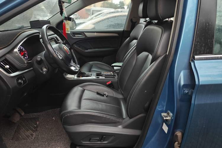 Used Roewe RX5 2017 20T Two-Wheel Drive Automatic Internet Elite Edition Left Front Seat