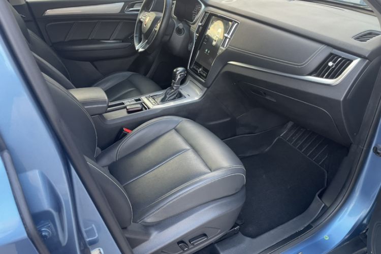 Used Roewe RX5 2017 20T Two-Wheel Drive Automatic Internet Elite Edition Right Front Seat