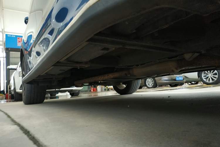 Used Roewe RX5 2017 20T Two-Wheel Drive Automatic Internet Elite Edition Right Side Sill