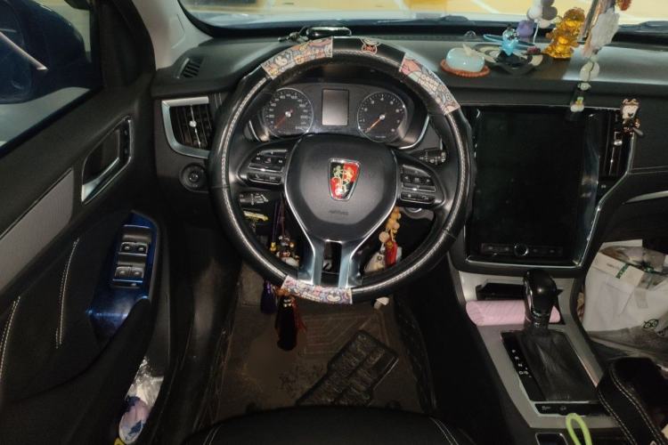 Used Roewe RX5 2017 20T Two-Wheel Drive Automatic Internet Elite Edition Steering Wheel