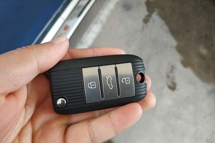 Used Roewe RX5 2017 20T Two-Wheel Drive Automatic Internet Elite Edition Vehicle Key