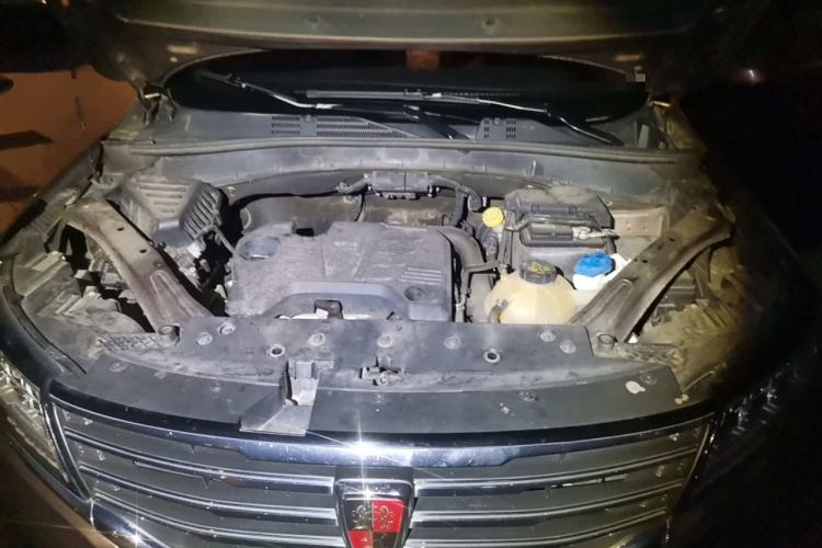 Used Roewe RX5 2017 20T Two-Wheel Drive Automatic Internet Elite Edition Engine Bay