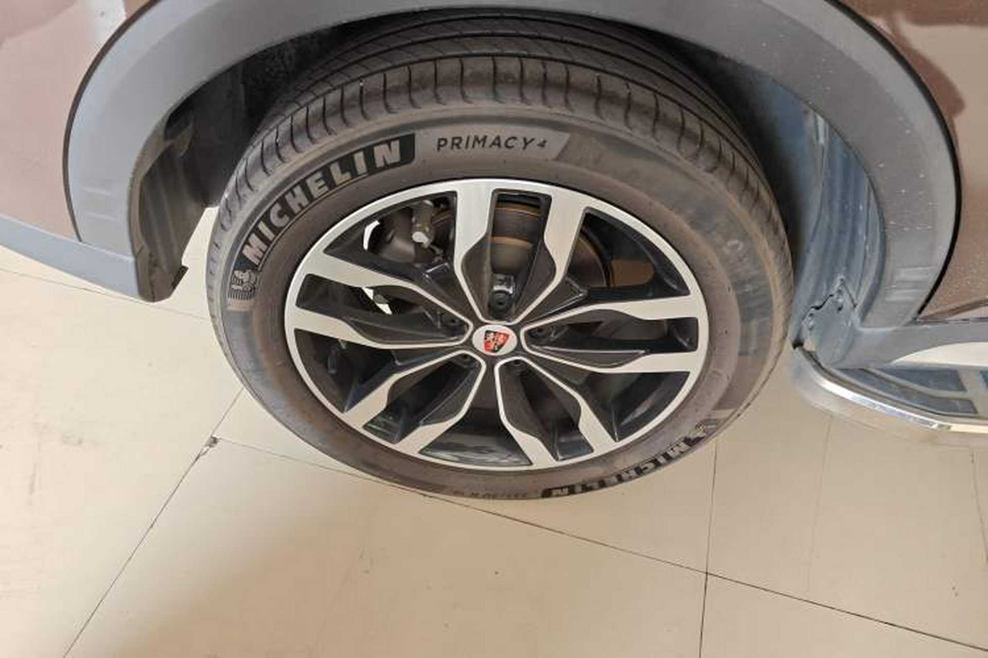 Used Roewe RX5 2017 20T Two-Wheel Drive Automatic Internet Elite Edition Exterior 5