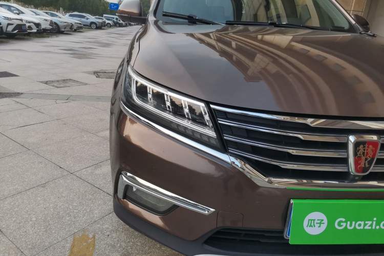 Used Roewe RX5 2017 20T Two-Wheel Drive Automatic Internet Elite Edition Exterior 6