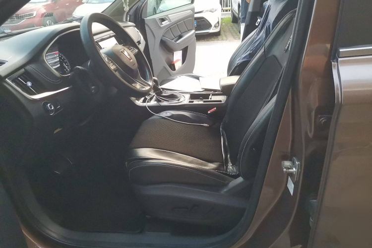 Used Roewe RX5 2017 20T Two-Wheel Drive Automatic Internet Elite Edition Left Front Seat