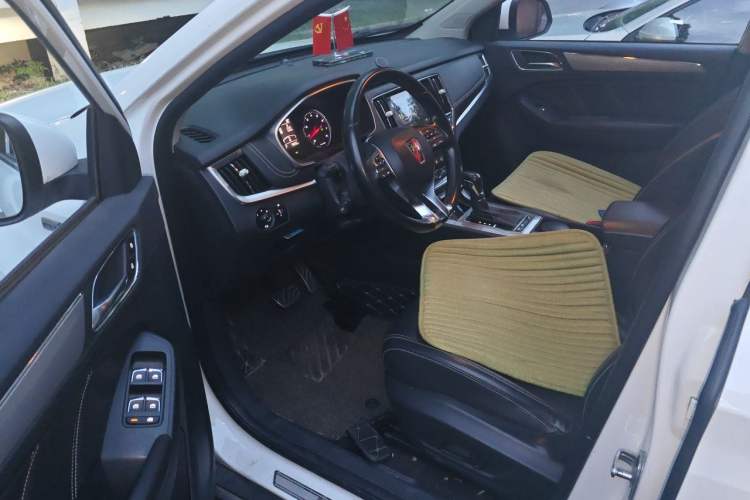 Used Roewe RX5 2017 20T Two-Wheel Drive Automatic Internet Elite Edition Driver Seat