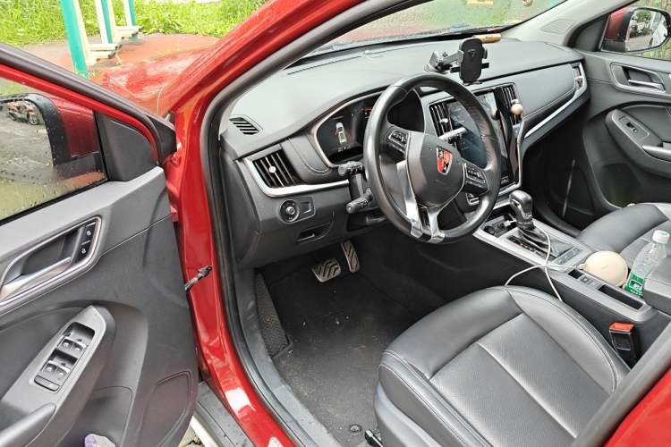 Used Roewe RX5 2017 20T Two-Wheel Drive Automatic Internet Elite Edition Driver Seat