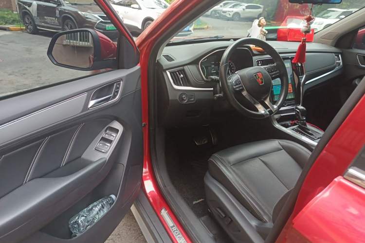 Used Roewe RX5 2017 20T Two-Wheel Drive Automatic Internet Elite Edition Driver Seat