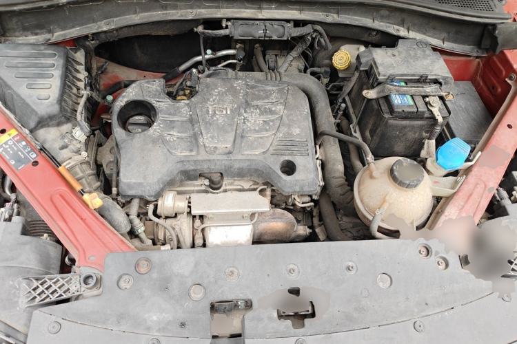 Used Roewe RX5 2017 20T Two-Wheel Drive Automatic Internet Elite Edition Engine Bay