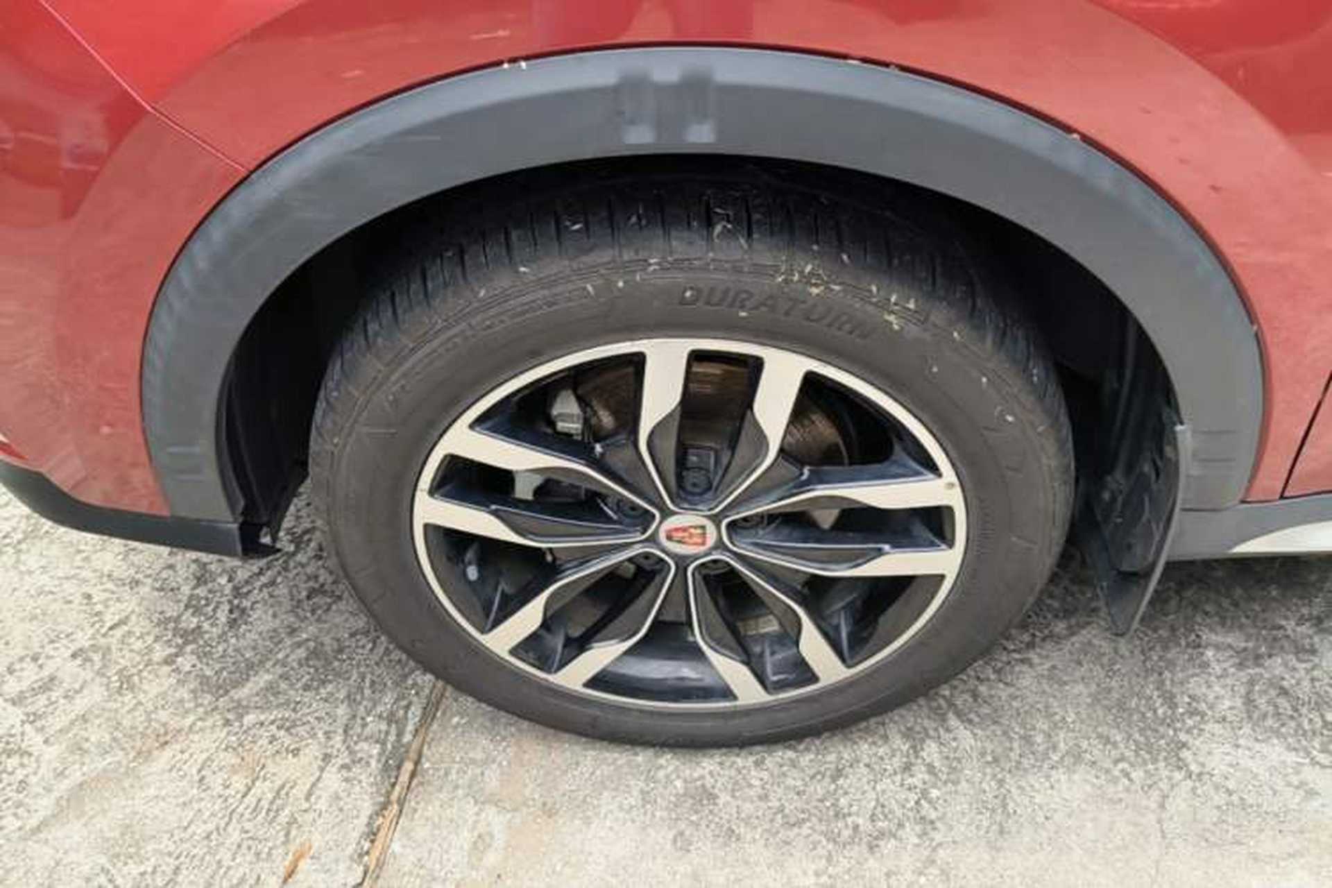 Used Roewe RX5 2017 20T Two-Wheel Drive Automatic Internet Elite Edition Left Front Wheel Hub