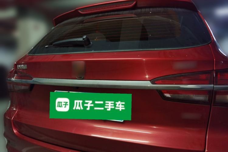 Used Roewe RX5 2017 20T Two-Wheel Drive Automatic Internet Elite Edition Rear