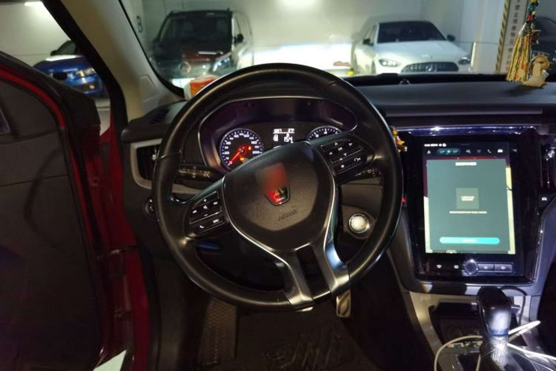 Used Roewe RX5 2017 20T Two-Wheel Drive Automatic Internet Elite Edition Steering Wheel